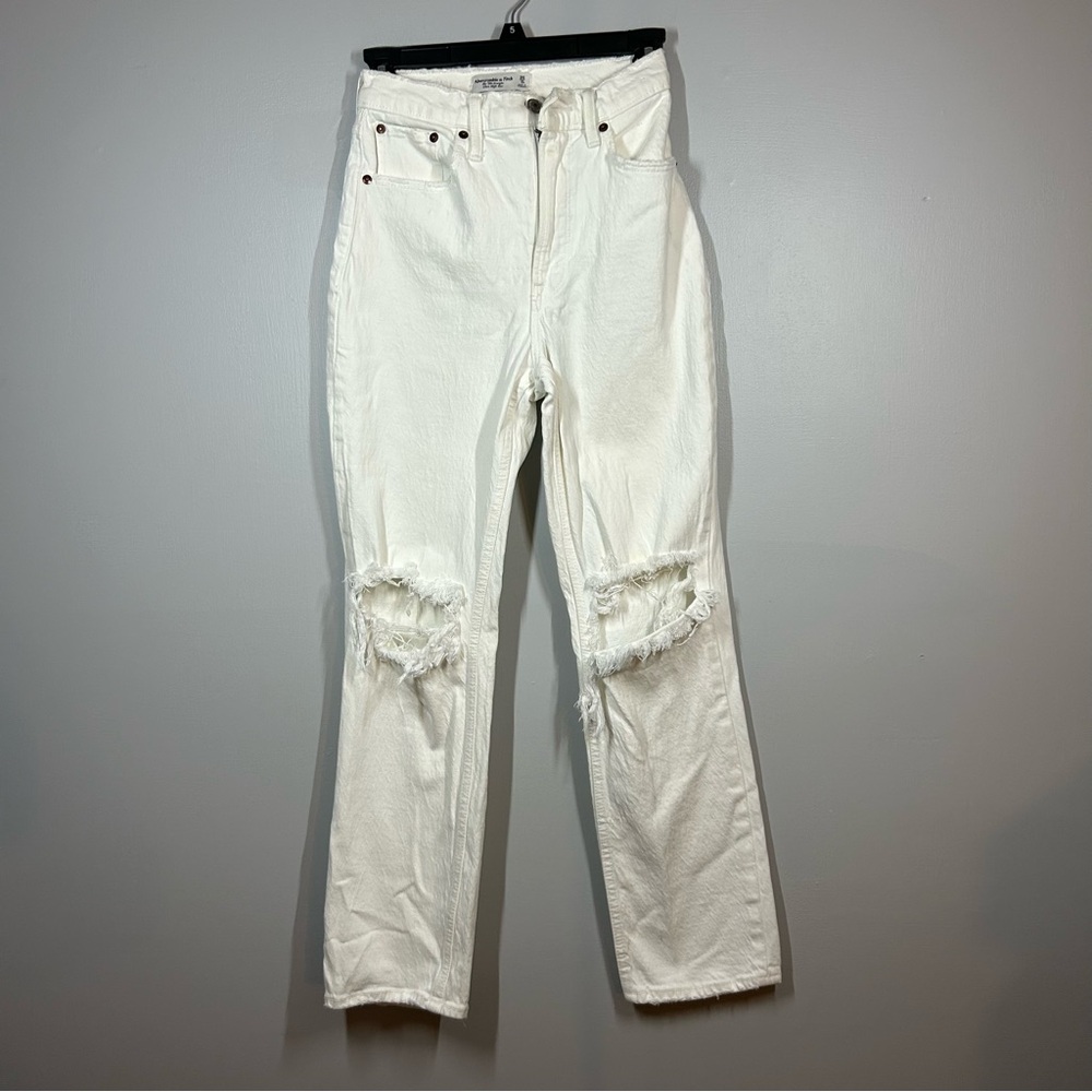 Abercrombie and fitch the 90s straight ultra high rise white jeans size 0 short